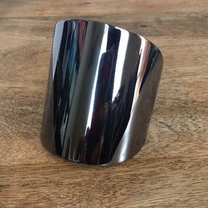 Nordstrom ‘Super Shiny’ Shield Cuff, Gunmetal